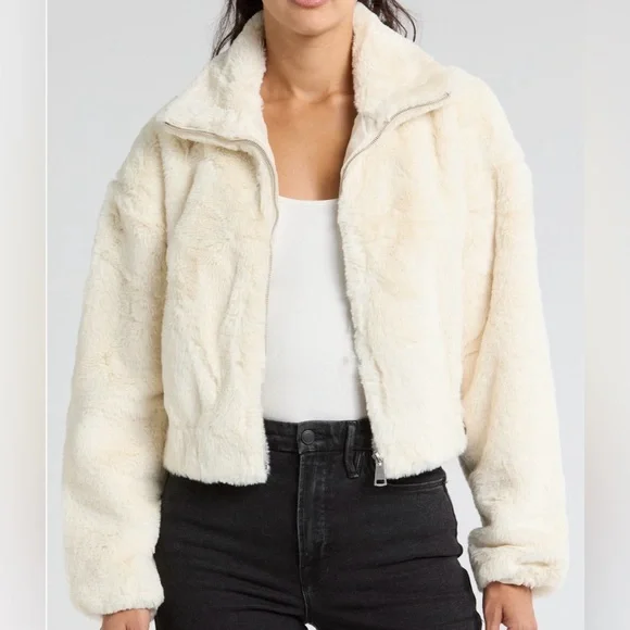 BB Dakota by Steve Madden Faux Fur Bomber. NWT. L. - Picture 1 of 10